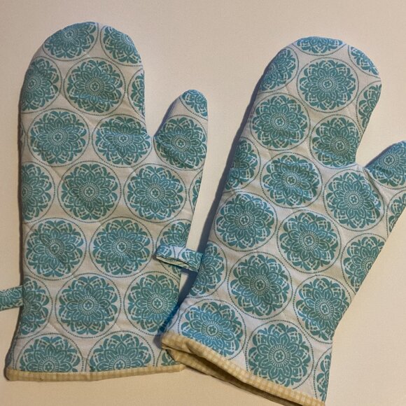 NWOT Handmade Waist Apron + Oven Mitts, Gloves + Pot Holder Kitchen Linens - Picture 4 of 7